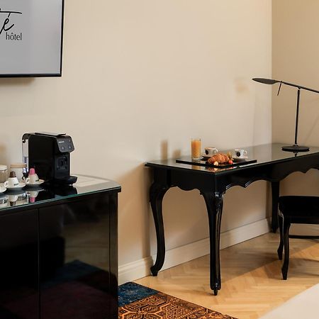Arte Boutique Hotel Тирана Екстериор снимка