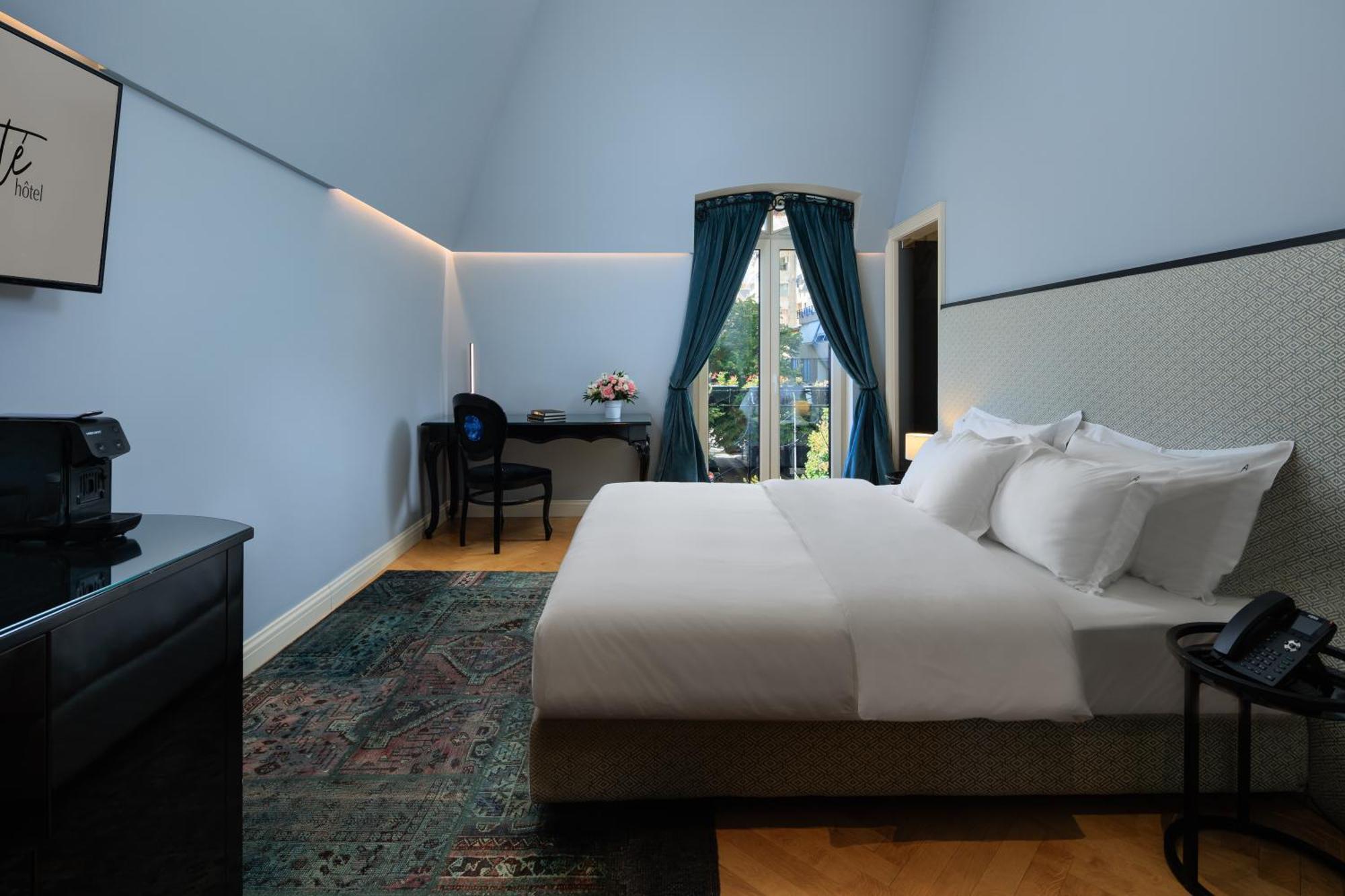 Arte Boutique Hotel Тирана Екстериор снимка
