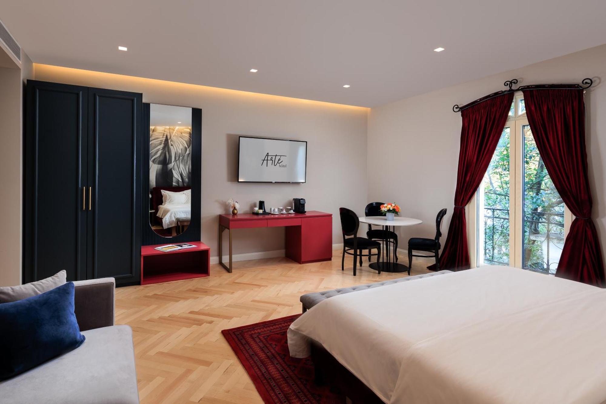 Arte Boutique Hotel Тирана Екстериор снимка