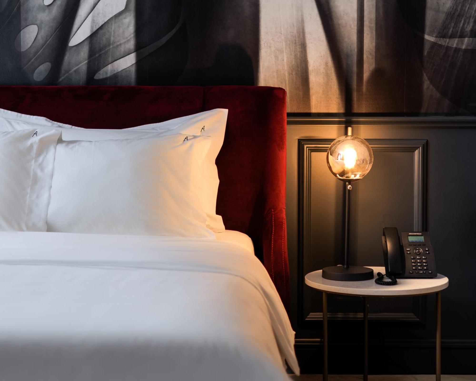 Arte Boutique Hotel Тирана Екстериор снимка