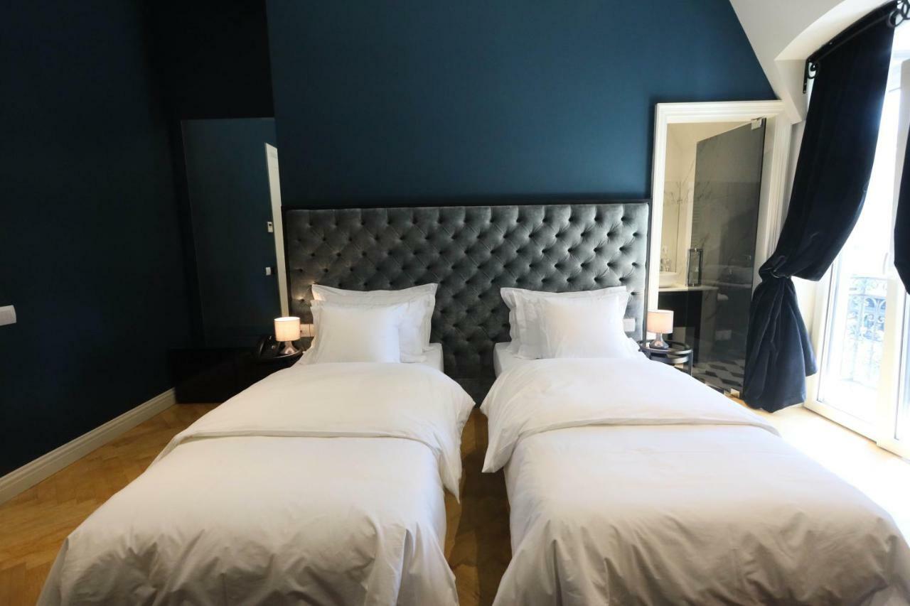 Arte Boutique Hotel Тирана Екстериор снимка
